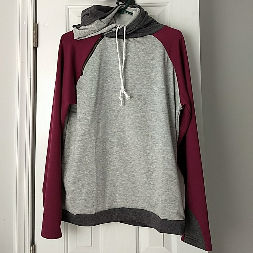 Double hooded top